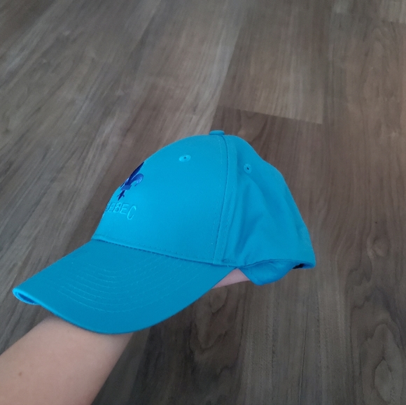 🇨🇦QUEBEC⚜️🍁Hat🧢 - Picture 2 of 4